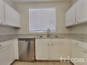 11391 W Pima St in Avondale, AZ - Building Photo - Building Photo