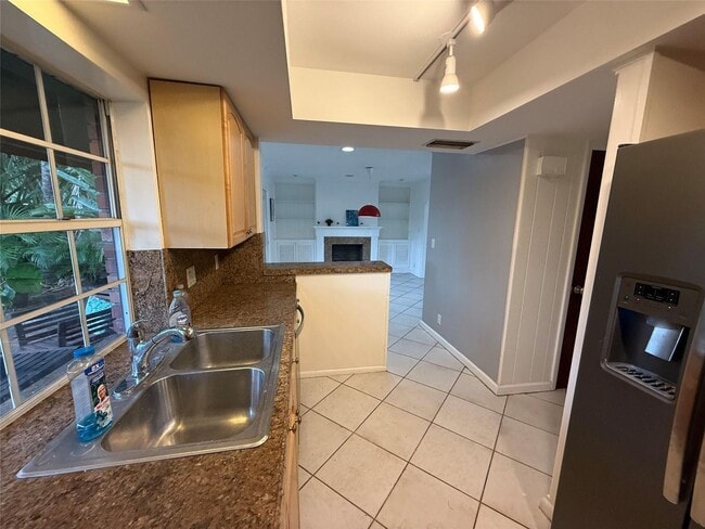 property at 619 Kensington Pl