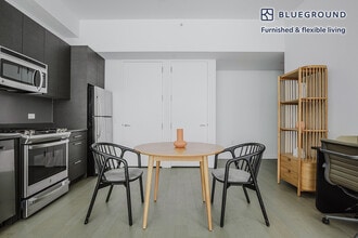 309 5th Ave in New York, NY - Building Photo - Building Photo