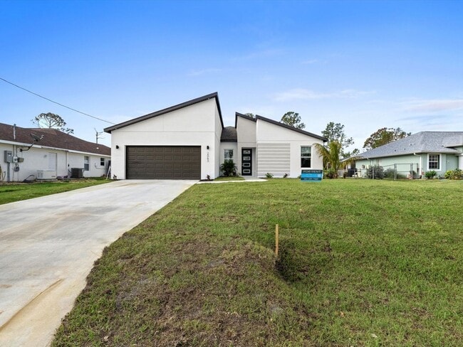 2063 Snover Ave in North Port, FL - Building Photo - Building Photo
