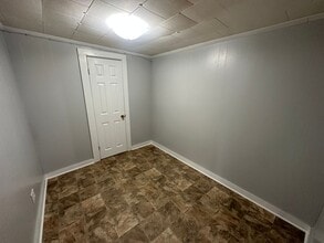 904 Coldwater Rd in Murray, KY - Building Photo - Building Photo