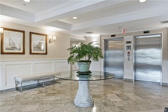 225 Stanley Ave in Mamaroneck, NY - Building Photo - Building Photo