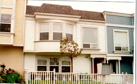 684 Abbot Ave in Daly City, CA - Foto de edificio - Building Photo