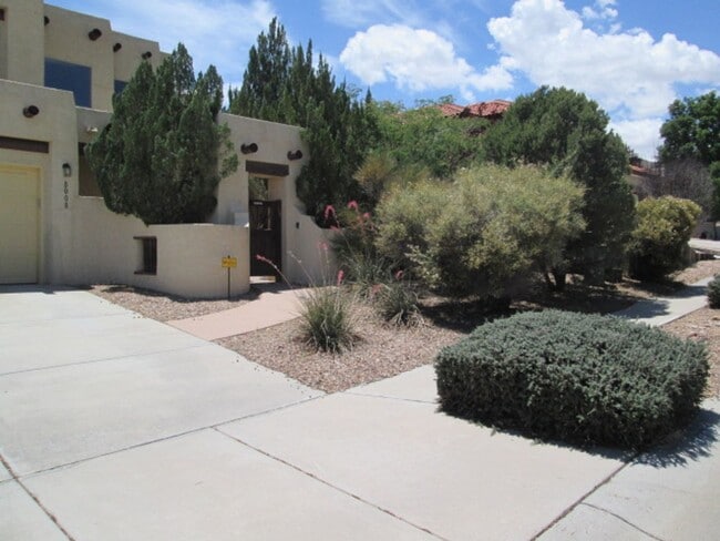 8008 Basalt Ave NW in Albuquerque, NM - Building Photo - Building Photo