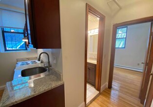 116 Saint Stephen St, Unit #B-3 in Boston, MA - Foto de edificio - Building Photo