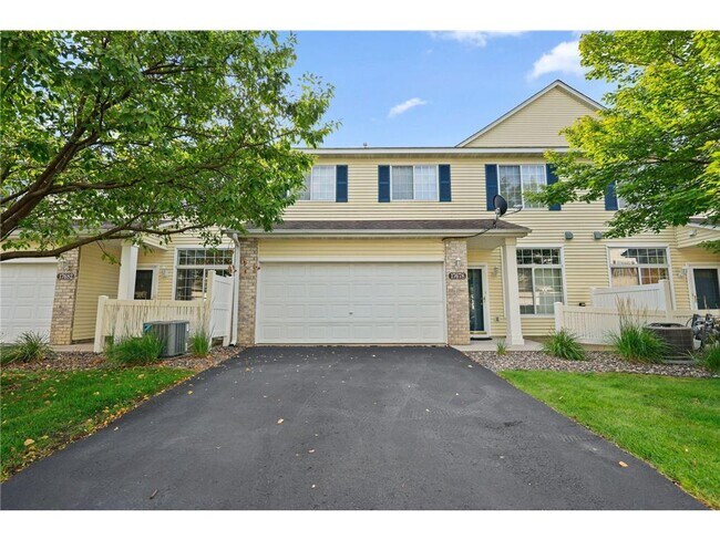 property at 17678 96th Ave N