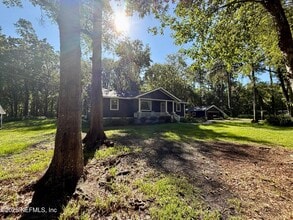 2516 Horseshoe Bend Rd in Middleburg, FL - Building Photo - Building Photo