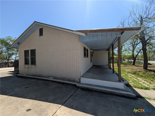 property at 1269 S Academy Ave
