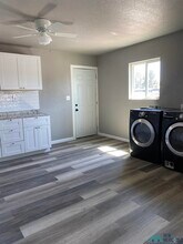 1002 W Ray Ave in Artesia, NM - Building Photo - Building Photo