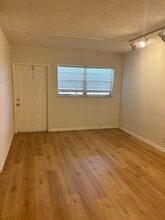 305 E Ocean Ave, Unit 203 in Boynton Beach, FL - Building Photo - Building Photo