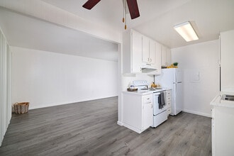 Canyon Park in San Diego, CA - Building Photo - Building Photo