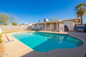 1122 W Elna Rae St in Tempe, AZ - Building Photo - Building Photo