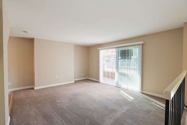 989 W Imperial Hwy in La Habra, CA - Building Photo - Building Photo