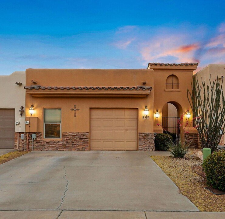 4397 Levante Dr in Las Cruces, NM - Foto de edificio