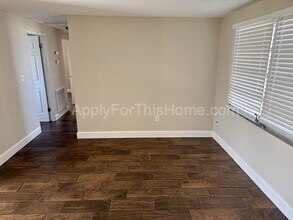 4709 Bessie Rd in Tampa, FL - Building Photo - Building Photo