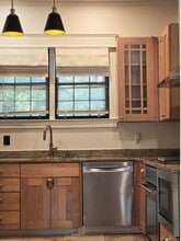 1579 Vesta Ave in College Park, GA - Building Photo - Building Photo