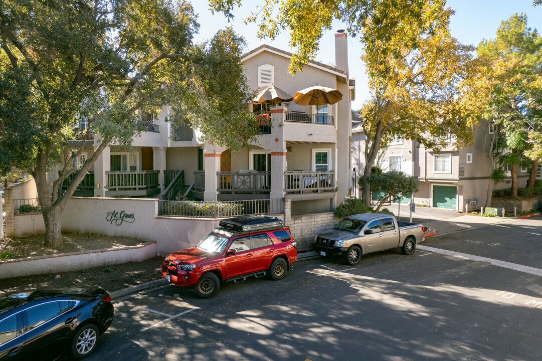 The Groves in Thousand Oaks, CA - Building Photo