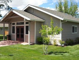 Alturas Gardens in Alturas, CA - Building Photo
