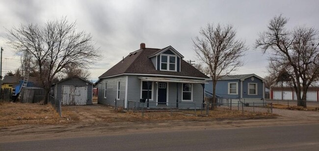 property at 827 Douglas St