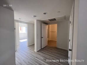 6829 Simpson Ave in Los Angeles, CA - Building Photo - Building Photo