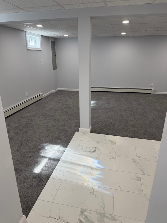 105 Mohawk Ave in Deer Park, NY - Building Photo