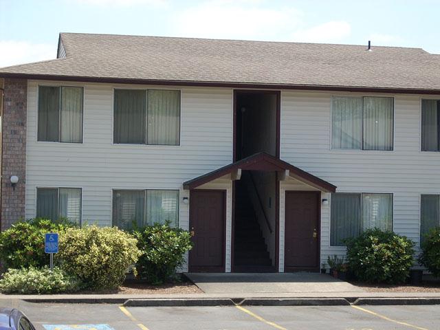 Silverpark Apartments in Salem, OR - Building Photo