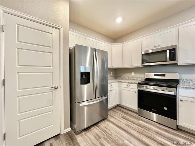 6902 Longpark Dr in Parker, CO - Building Photo - Building Photo