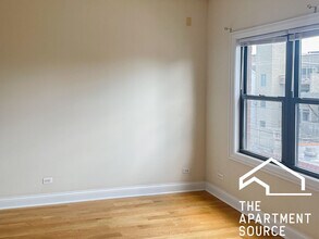 3234 N Kenmore Ave, Unit 3C in Chicago, IL - Building Photo - Building Photo