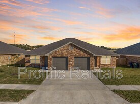 107 Lost Trl in Copperas Cove, TX - Building Photo
