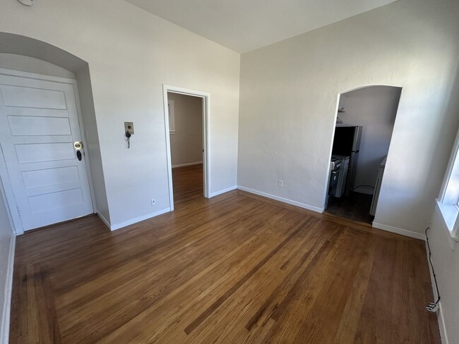 property at 2318 Santa Clara Ave