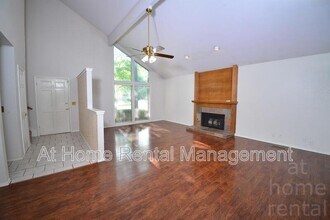 8316 S Pittsburg Ave in Tulsa, OK - Building Photo - Building Photo