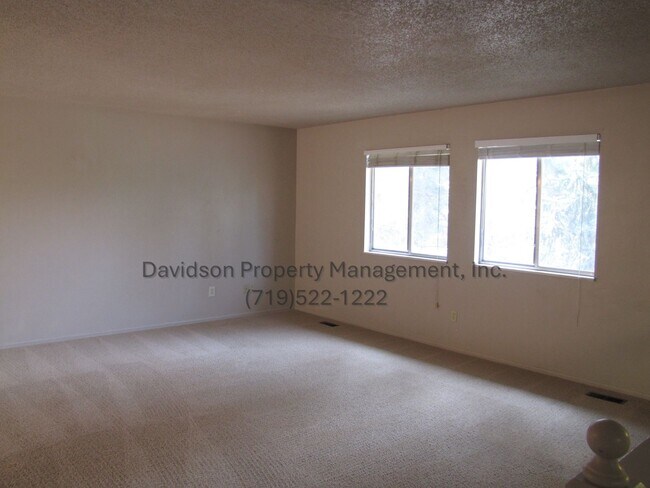 3170 Montebello Dr W in Colorado Springs, CO - Building Photo - Building Photo