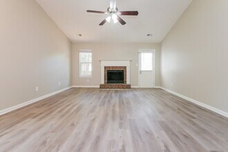 1575 Elizabeth Ln in Hampton, GA - Building Photo - Building Photo