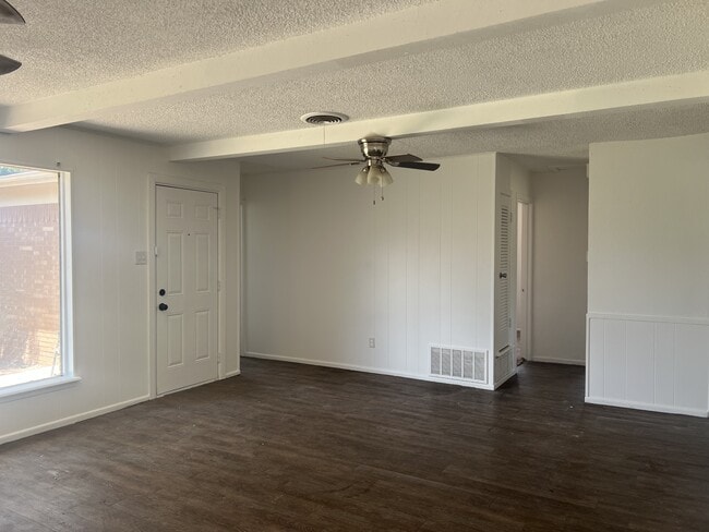 5420 39th Dr in Lubbock, TX - Building Photo - Building Photo