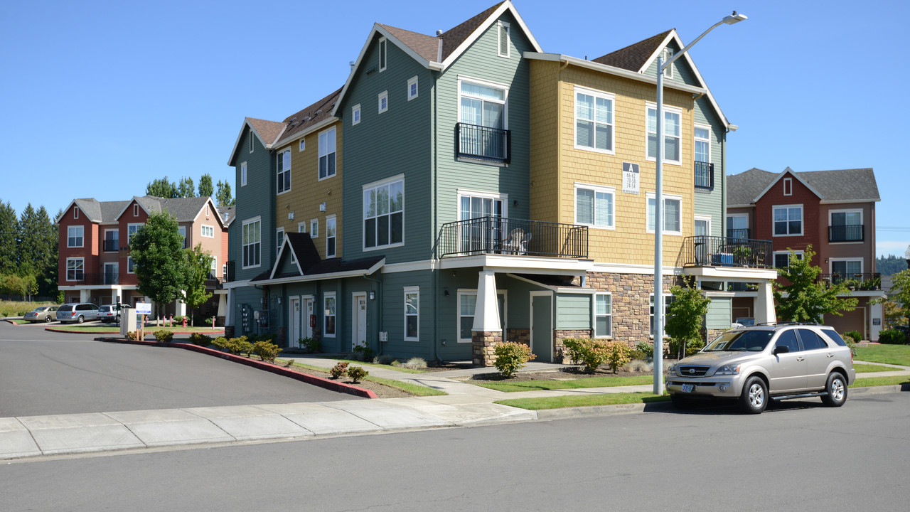 Broadstone Apartments in Gresham, OR - Foto de edificio