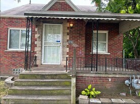 15872 Fairmount Dr in Detroit, MI - Building Photo