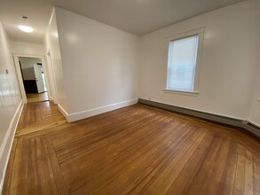 61 Pembroke Ave, Unit 1 in Providence, RI - Building Photo - Building Photo