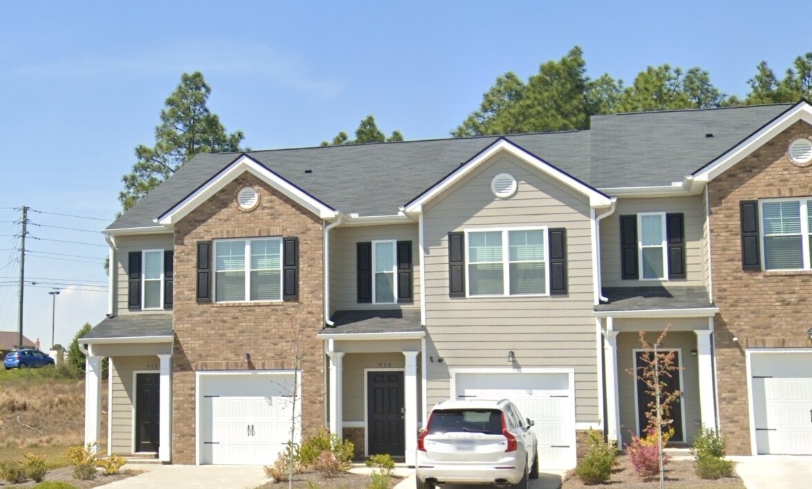 918 Quaint Parish Cir in Graniteville, SC - Foto de edificio