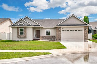 1941 w placer creek ct in Nampa, ID - Building Photo