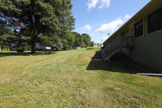 1012 Spruce St in Black River Falls, WI - Building Photo - Building Photo