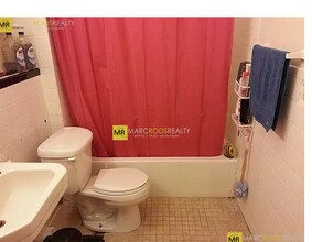 511 Beacon St in Boston, MA - Foto de edificio - Building Photo