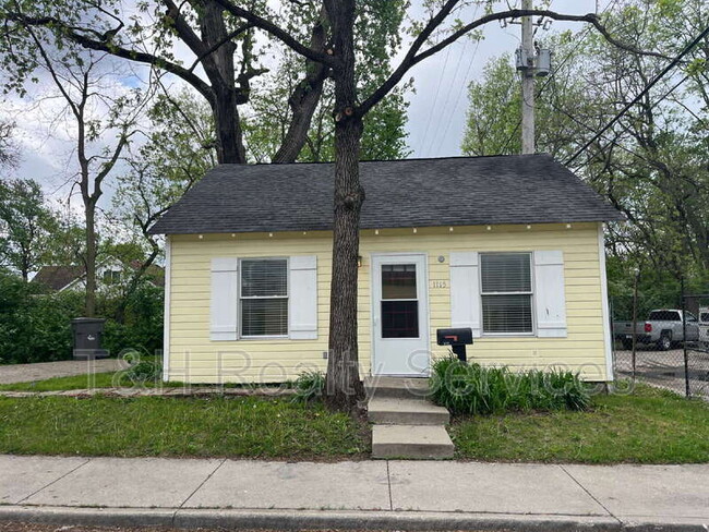 property at 1115 E North St