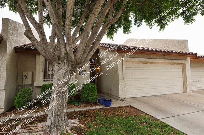 9123 N 68th Dr in Peoria, AZ - Building Photo - Building Photo