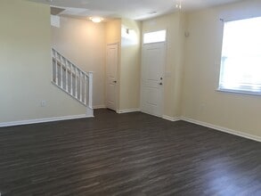 4315 Farringdon Wy in Chesapeake, VA - Building Photo - Building Photo