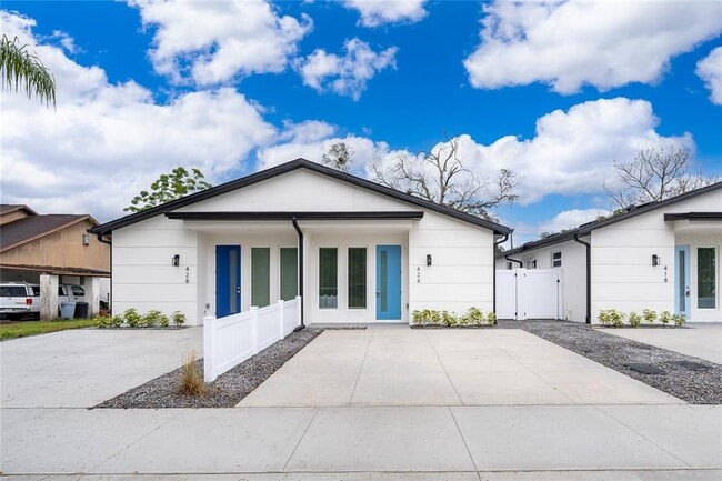 property at 424 E Jessup Ave