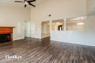 11111 Sageorchard Cir in Houston, TX - Building Photo - Building Photo