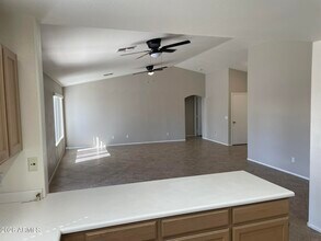 3349 W Abraham Ln in Phoenix, AZ - Building Photo - Building Photo