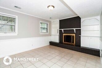 3312 Hunsinger Ln in Louisville, KY - Building Photo - Building Photo