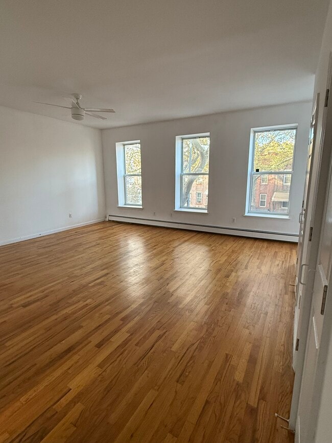 property at 819 Saratoga Ave