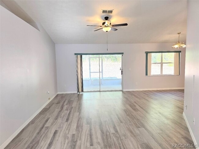 8529 N Titleist Dr in Citrus Springs, FL - Building Photo - Building Photo